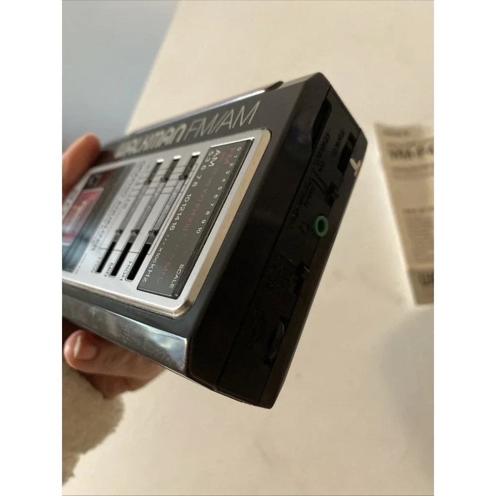 Sony Walkman WM-F47 Portable Stereo Cassette Player FM/AM Walkman, FOR REPAIR